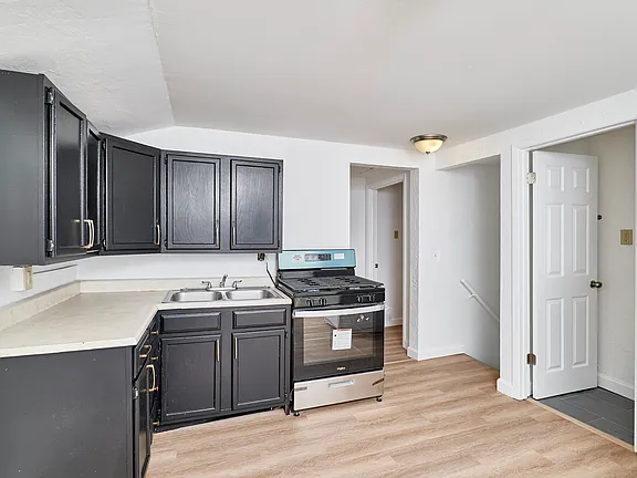 725 Cornell Ave FLOOR 2, Saint Louis, MO 63119 Floor 2 Saint Louis, MO 63119 image