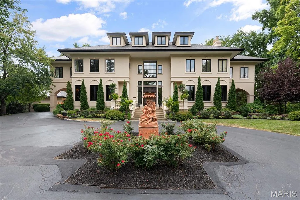 441 Park Rd. St. Louis, MO 63119 image