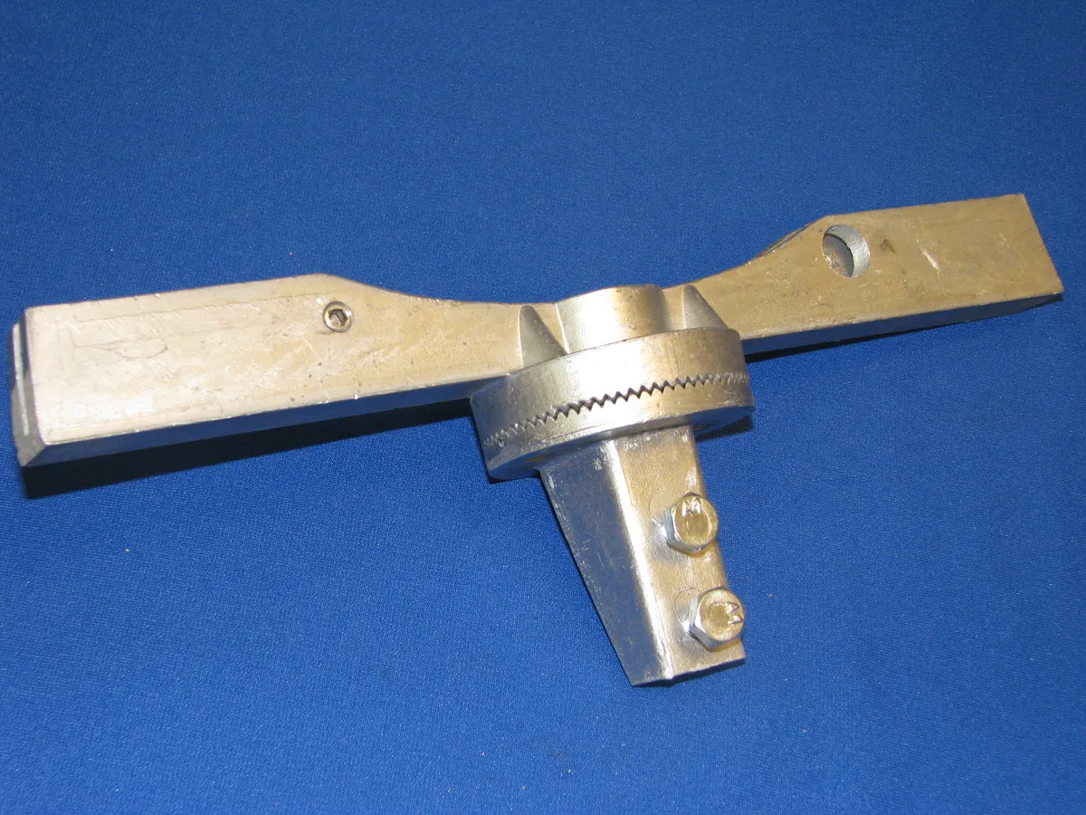 12" Adjustable U-Channel Post Cap, Flat