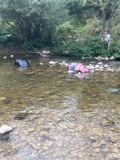 Divlja deponija u koritu rijeke Ibar