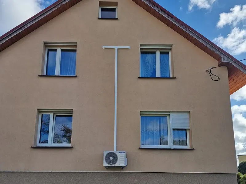 agregator klimatyzatora elewacja