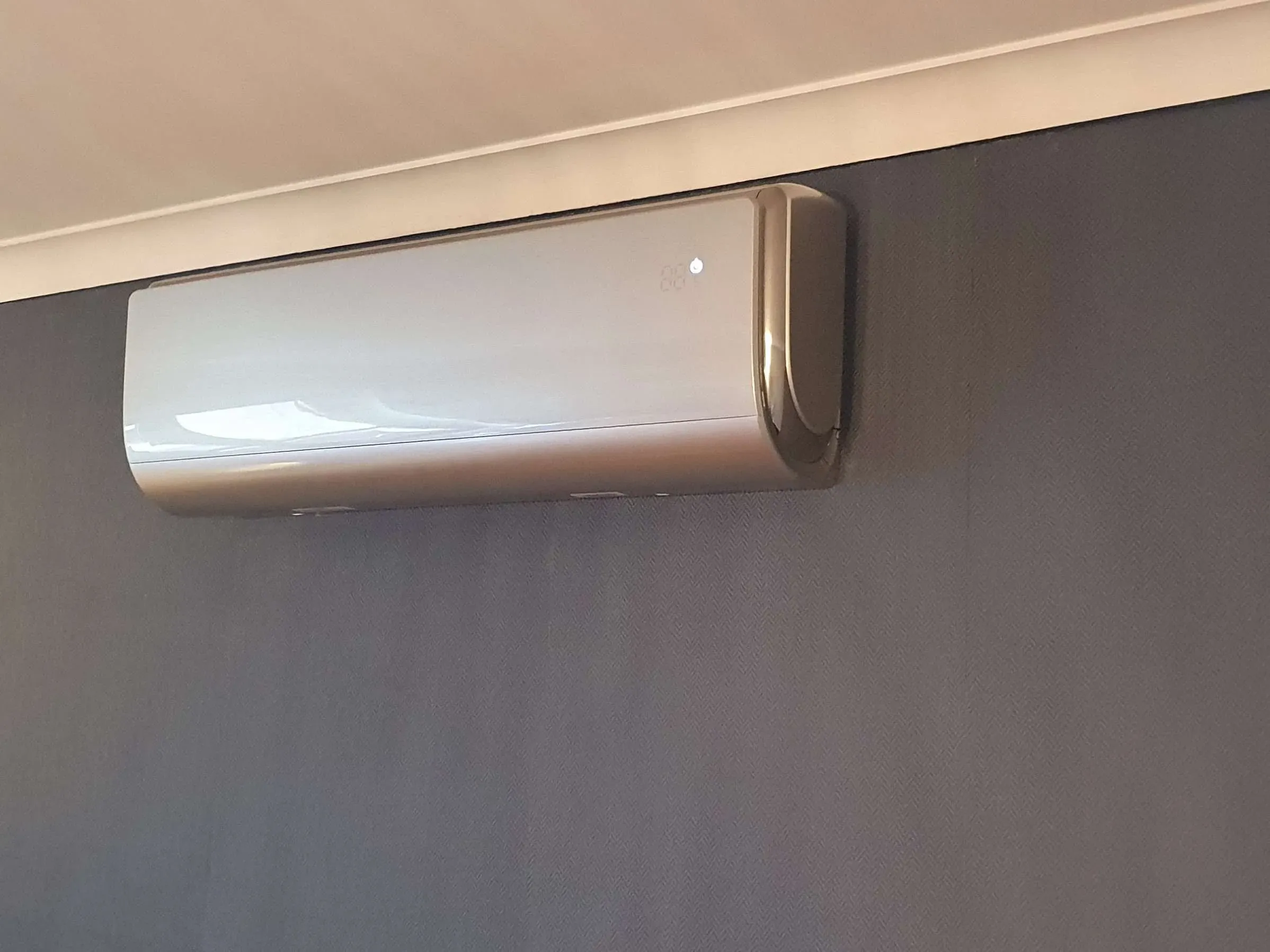 gree u-crown w salonie