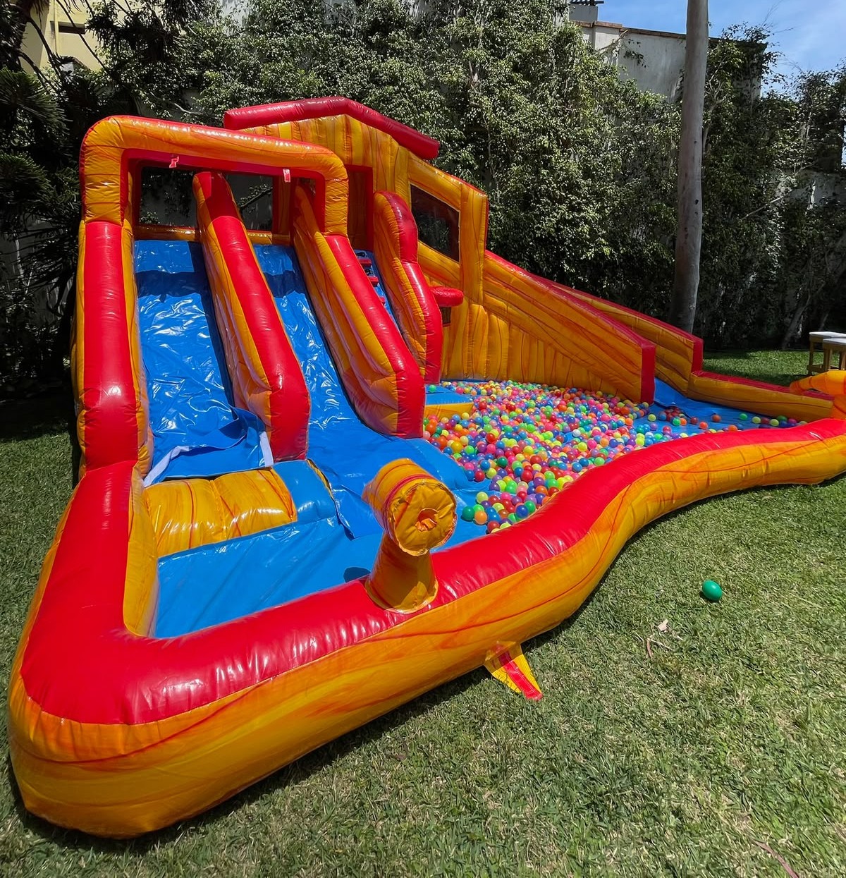 Inflable Lava - foto 2