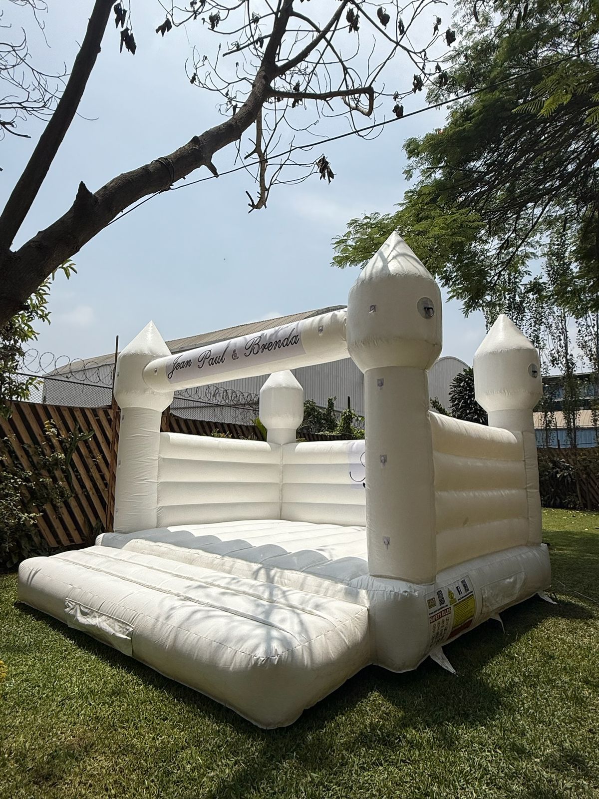 Inflable Blanco