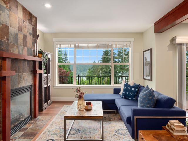6614 Lake Washington Blvd SE, Newcastle, WA-11