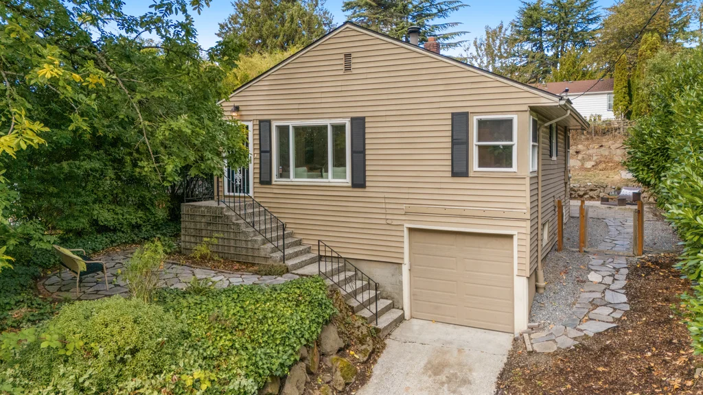 3928 S Pilgrim St Seattle, WA-1