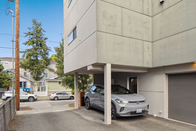 3001 60th Ave SW Seattle, WA -5