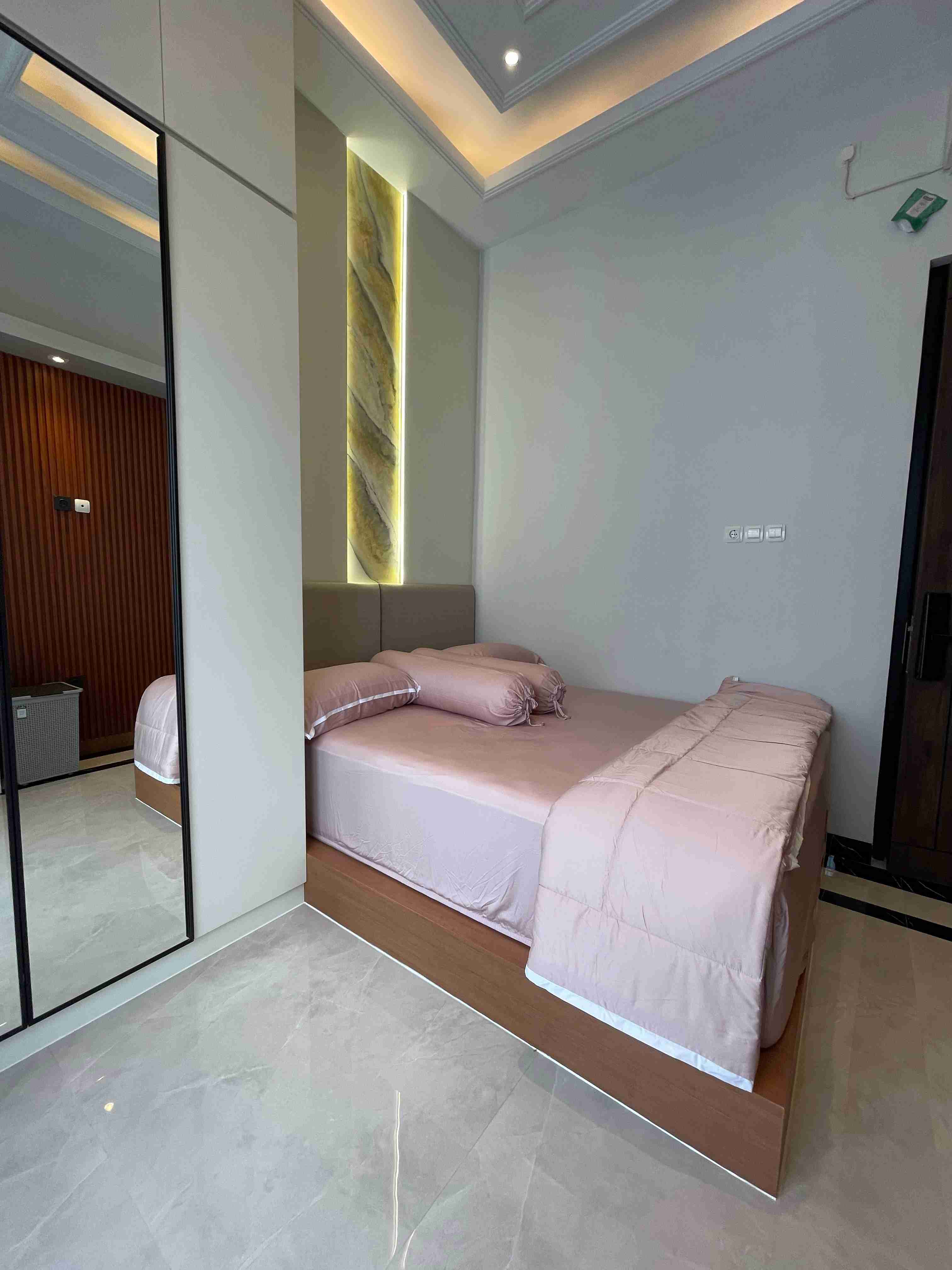 Gambar Proyek Selesai untuk proyek Rumah Casa  Drove  - WhatsApp Image 2025-06-14 at 04.09.01_12_11zon.jpeg