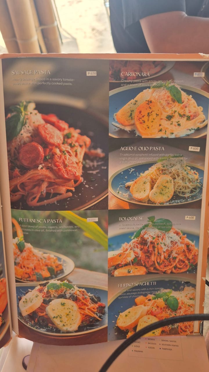 Photograph of the menu at Sunmai