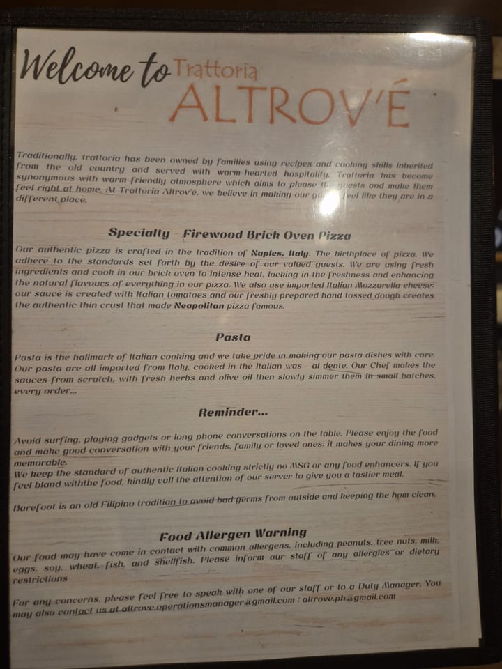 Photograph of the menu at Trattoria Altrove