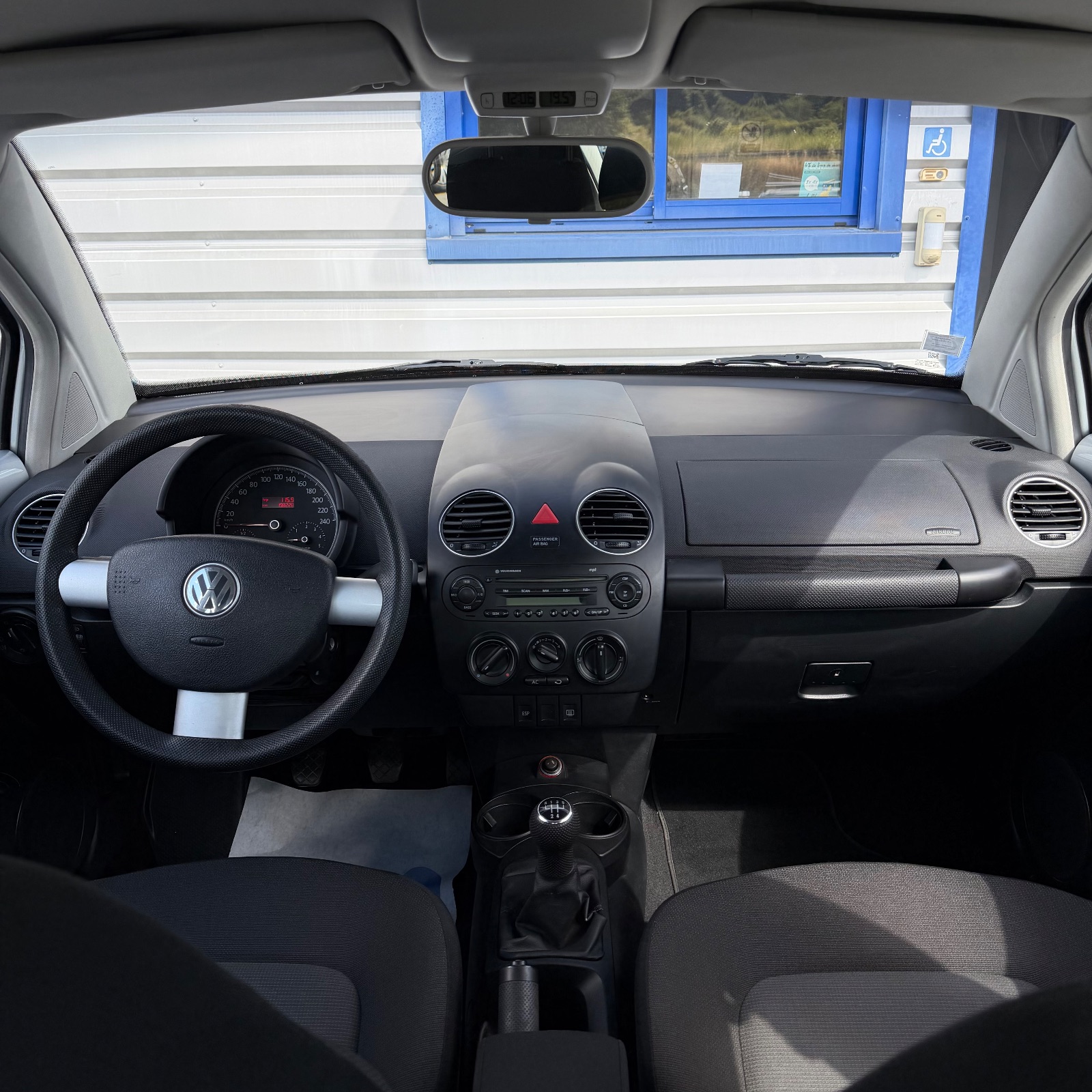 Volkswagen New Beetle 1.9 TDI 105 Collector — photo 3