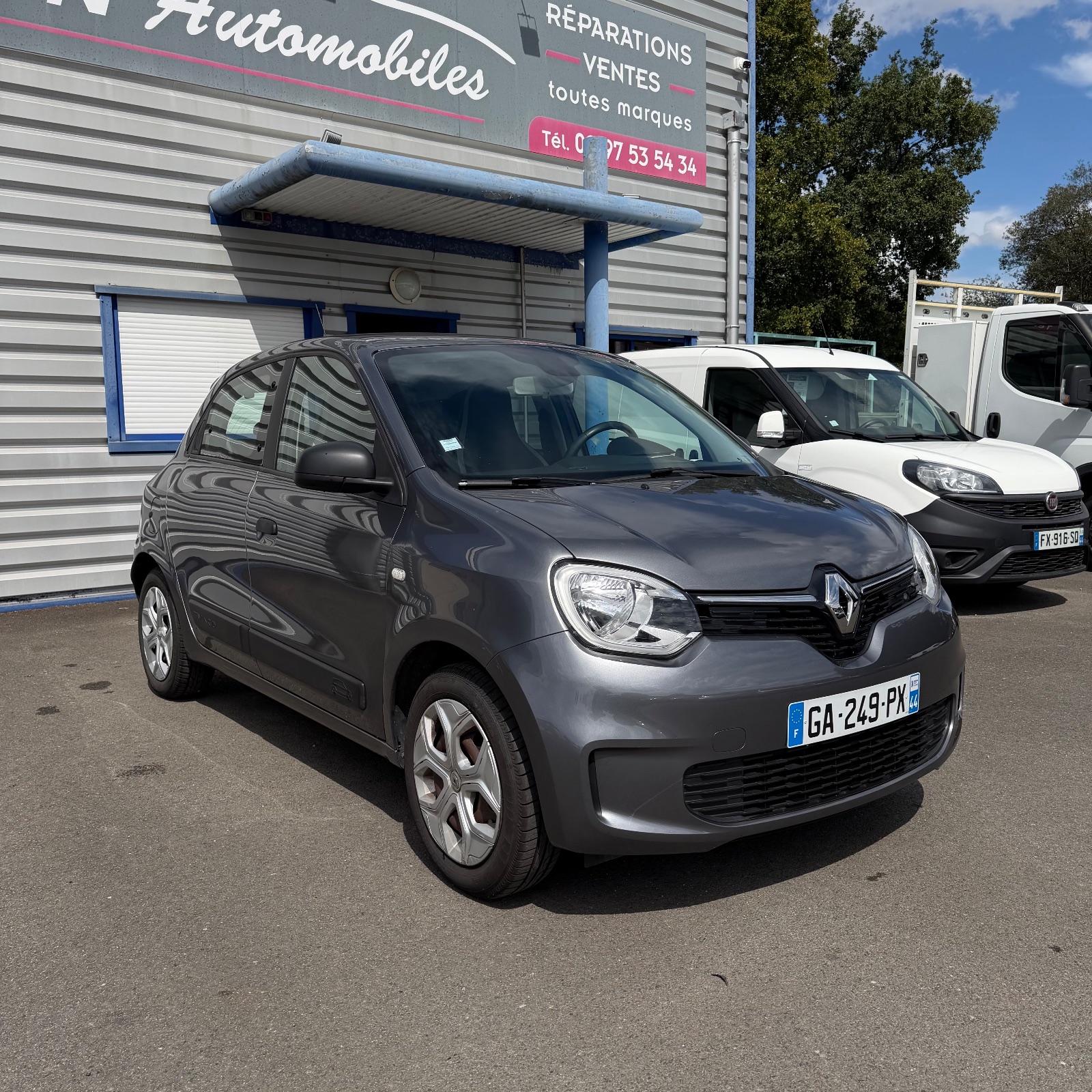 Renault Twingo 1.0 SCe 65ch Zen - 21