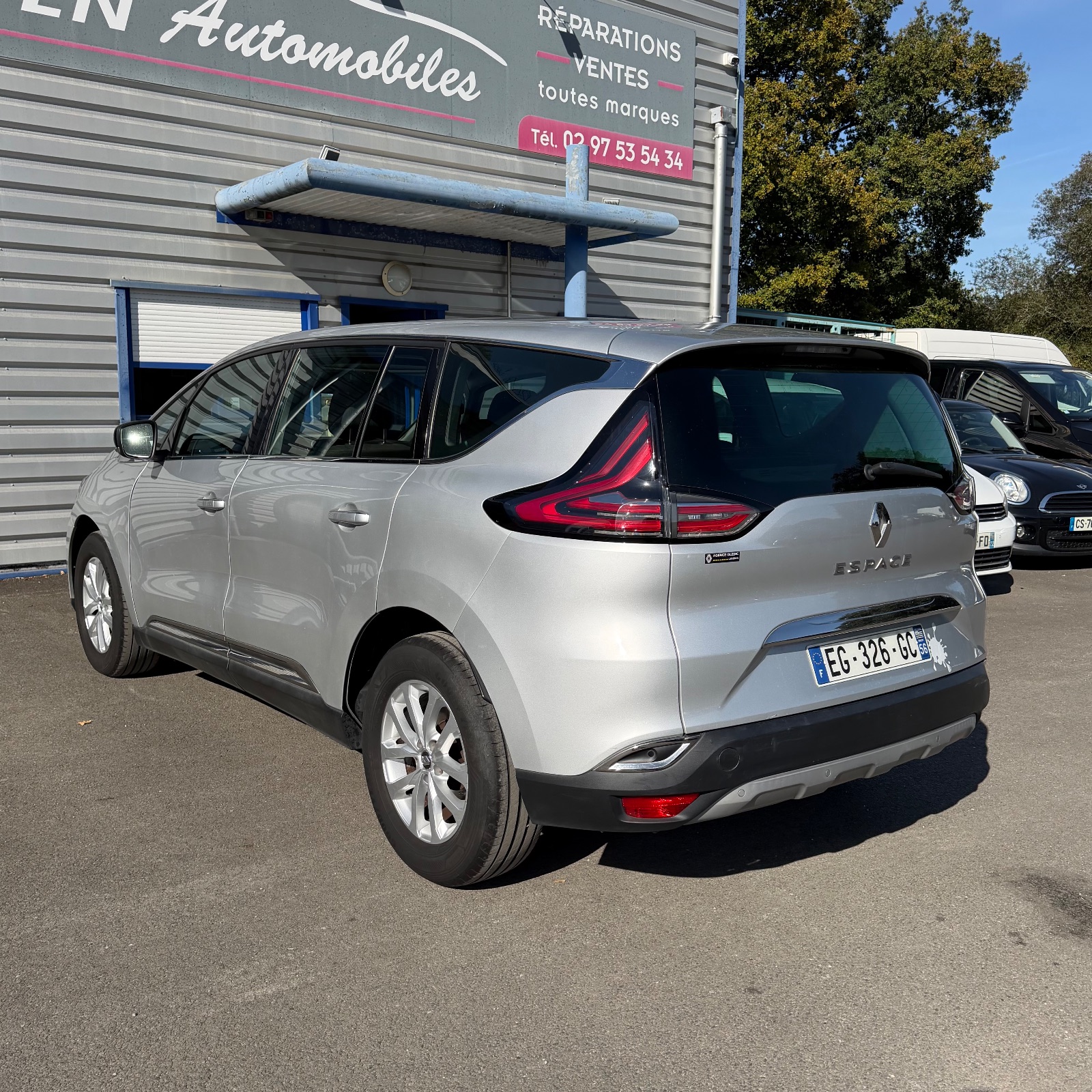 RENAULT Espace 1.6 dCi 130ch energy Life — photo 2
