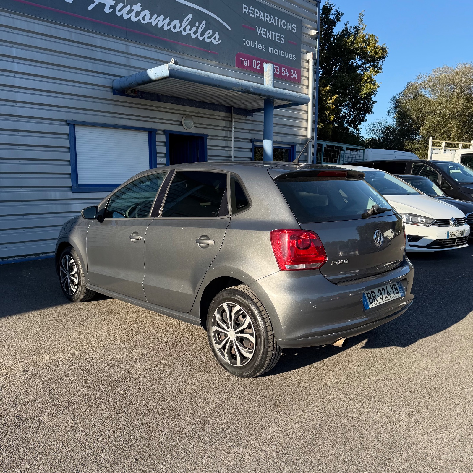 VOLKSWAGEN Polo 1.6 TDI 90ch FAP Confortline 5p — photo 2