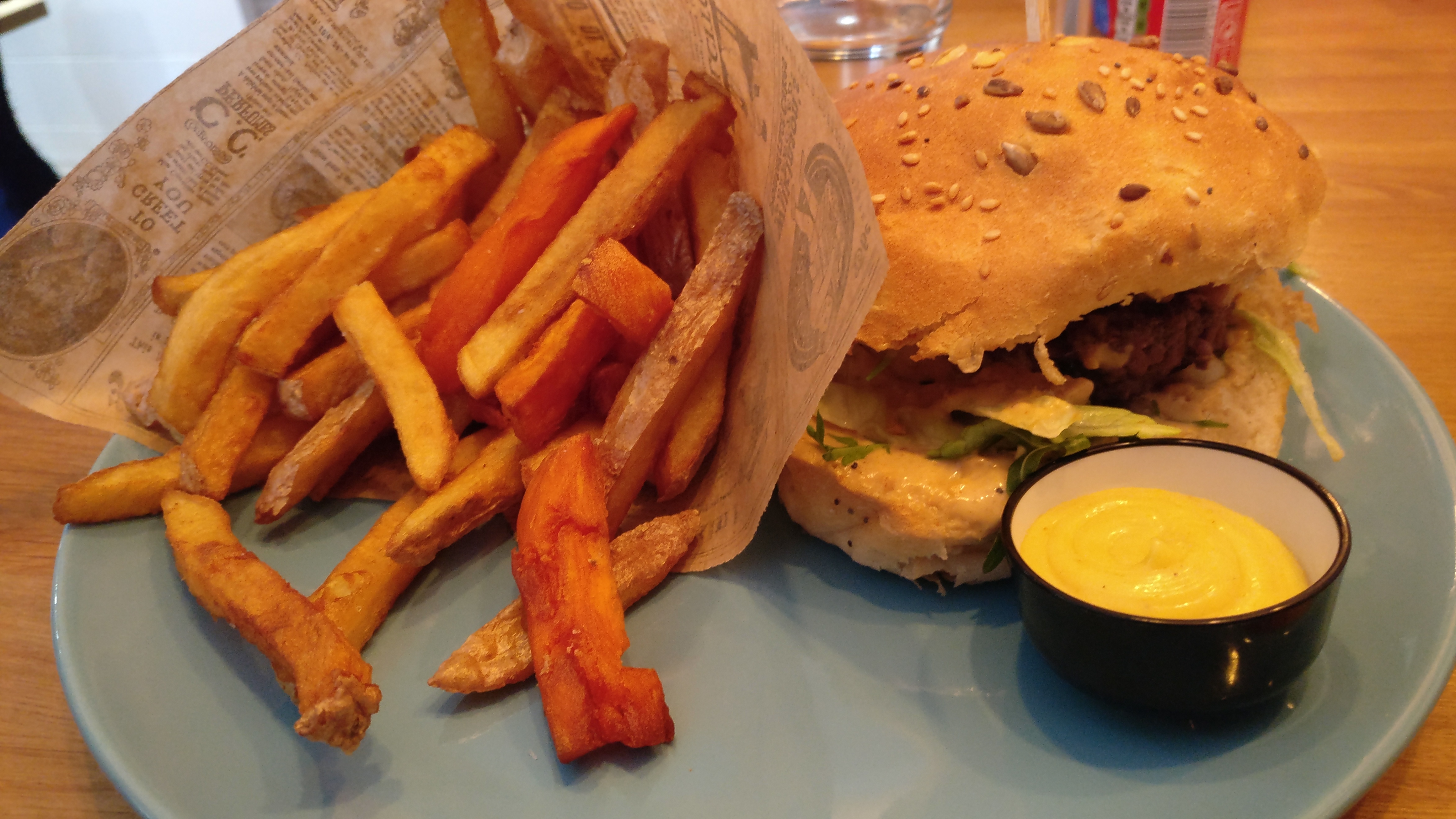 Photo du produit Burger de la semaine [Restaurant - Queenstown] prise par Benbb96