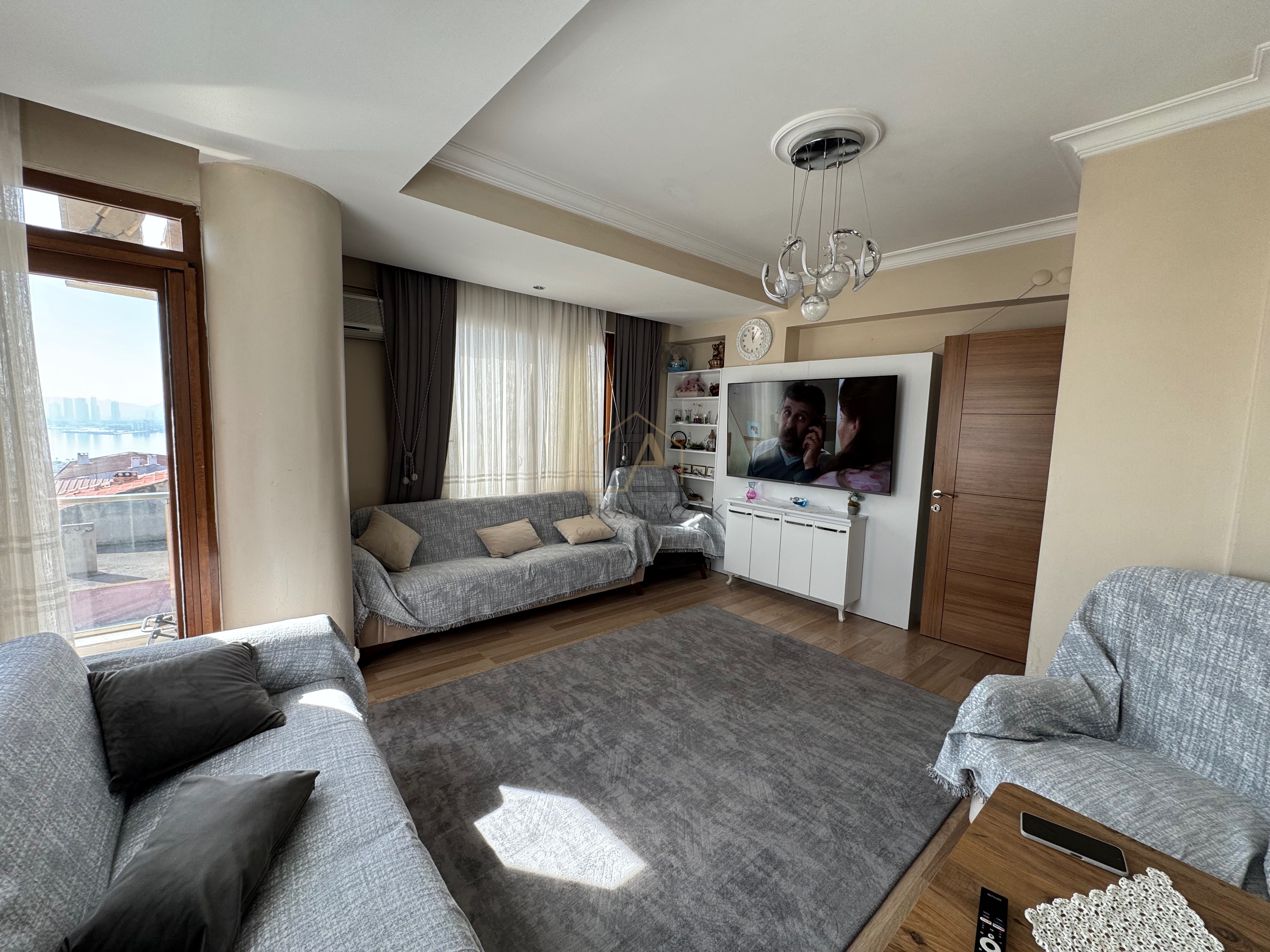 BAYRAKLI ALPASLAN DENİZ MANZARALI YENİ DAİRE