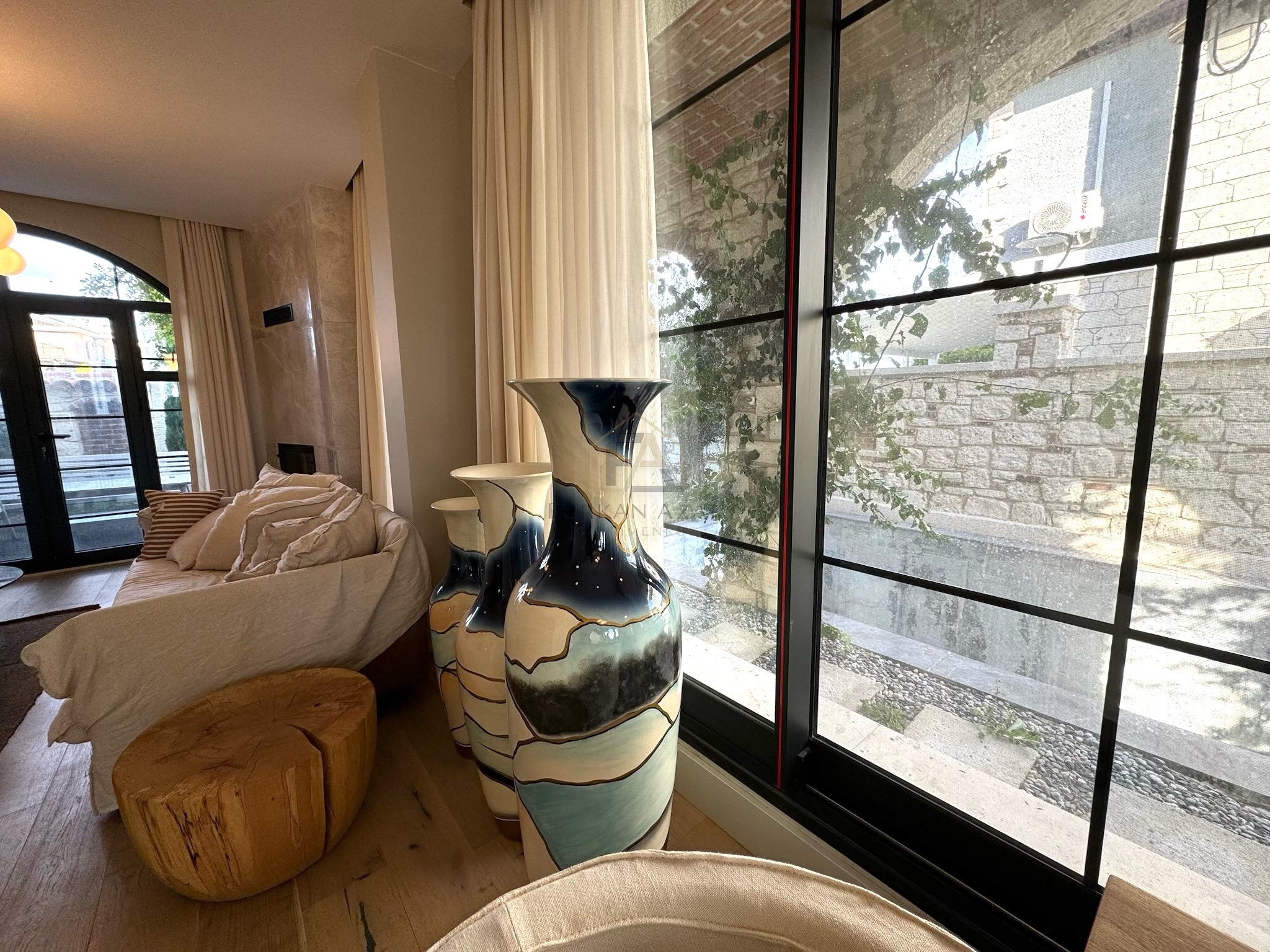 ÇEŞME ALAÇATI SIFIR TAŞ KONSEPT VİLLA