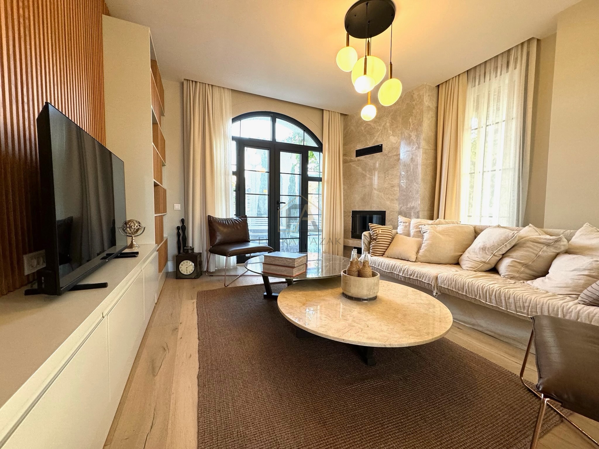 ÇEŞME ALAÇATI SIFIR TAŞ KONSEPT VİLLA