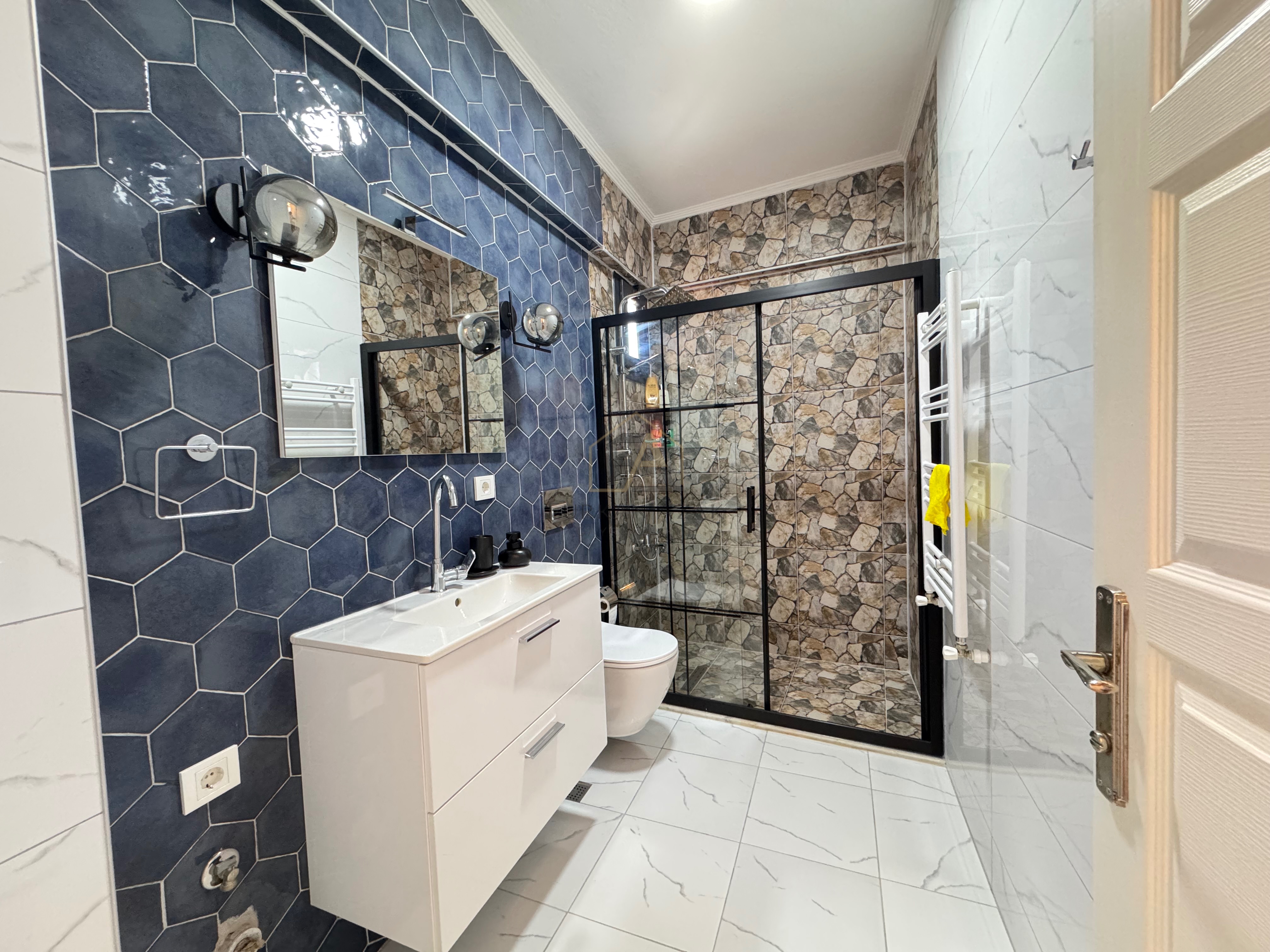 PANORAMİK DENİZ MANZARALI LÜKS 115m2 GENİŞ DAİRE