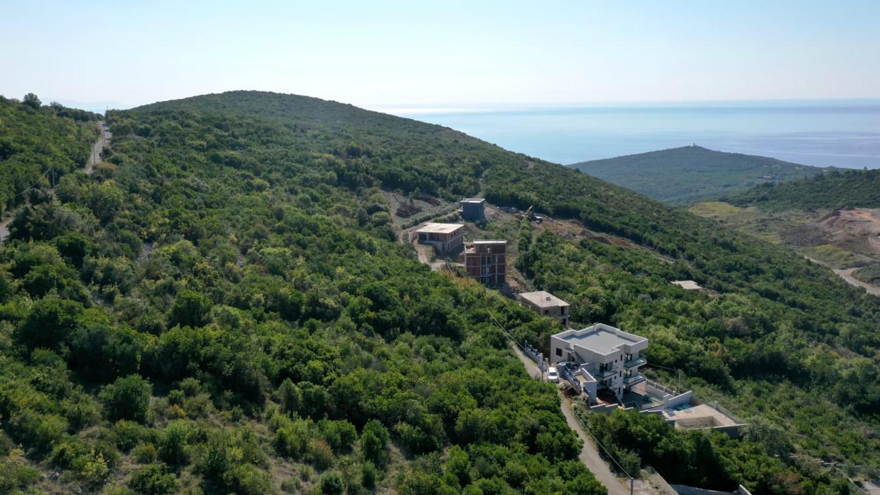 Urbanised Plot with sea view in Visnjeva, Kotor