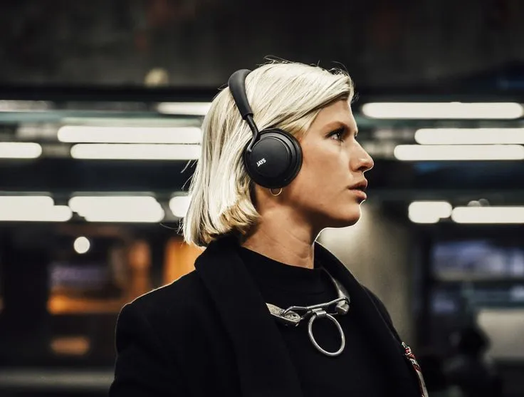 Tarz ve Teknolojiyi Buluşturan En İyi Bluetooth Kulaklıklar