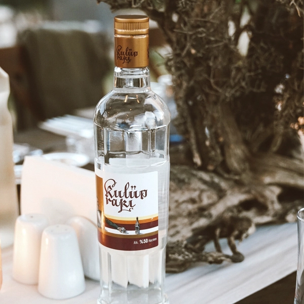 kulüp rakı 