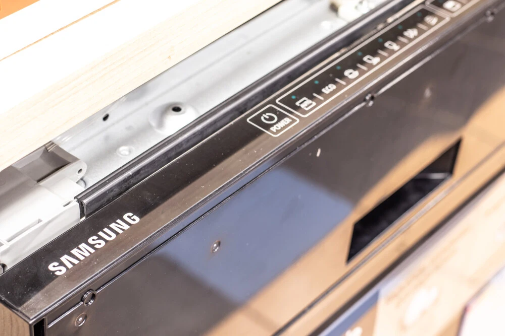 Teknolojiyle Temizliğin Buluştuğu Nokta: En İyi Samsung Bulaşık Makineleri