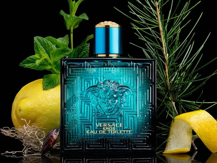 Versace Erkek Parfümleri – 2025’in En Çarpıcı Kokuları