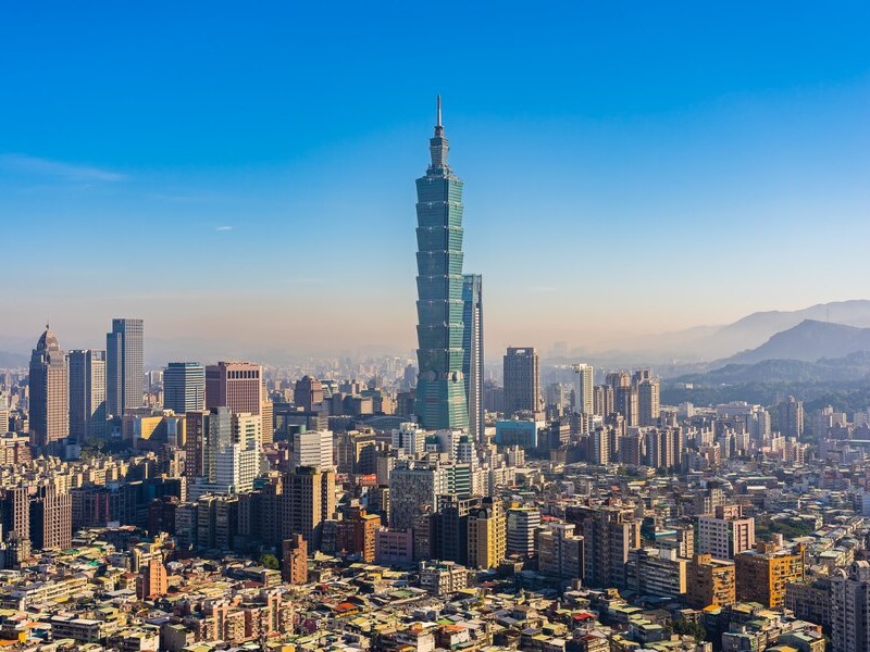 遠見／疫情經濟動盪，為何驅使資產價格暴漲？胡偉良從「台灣房地產週期」解析