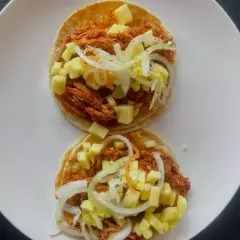 3 Tacos de Cerdo con Carnero
