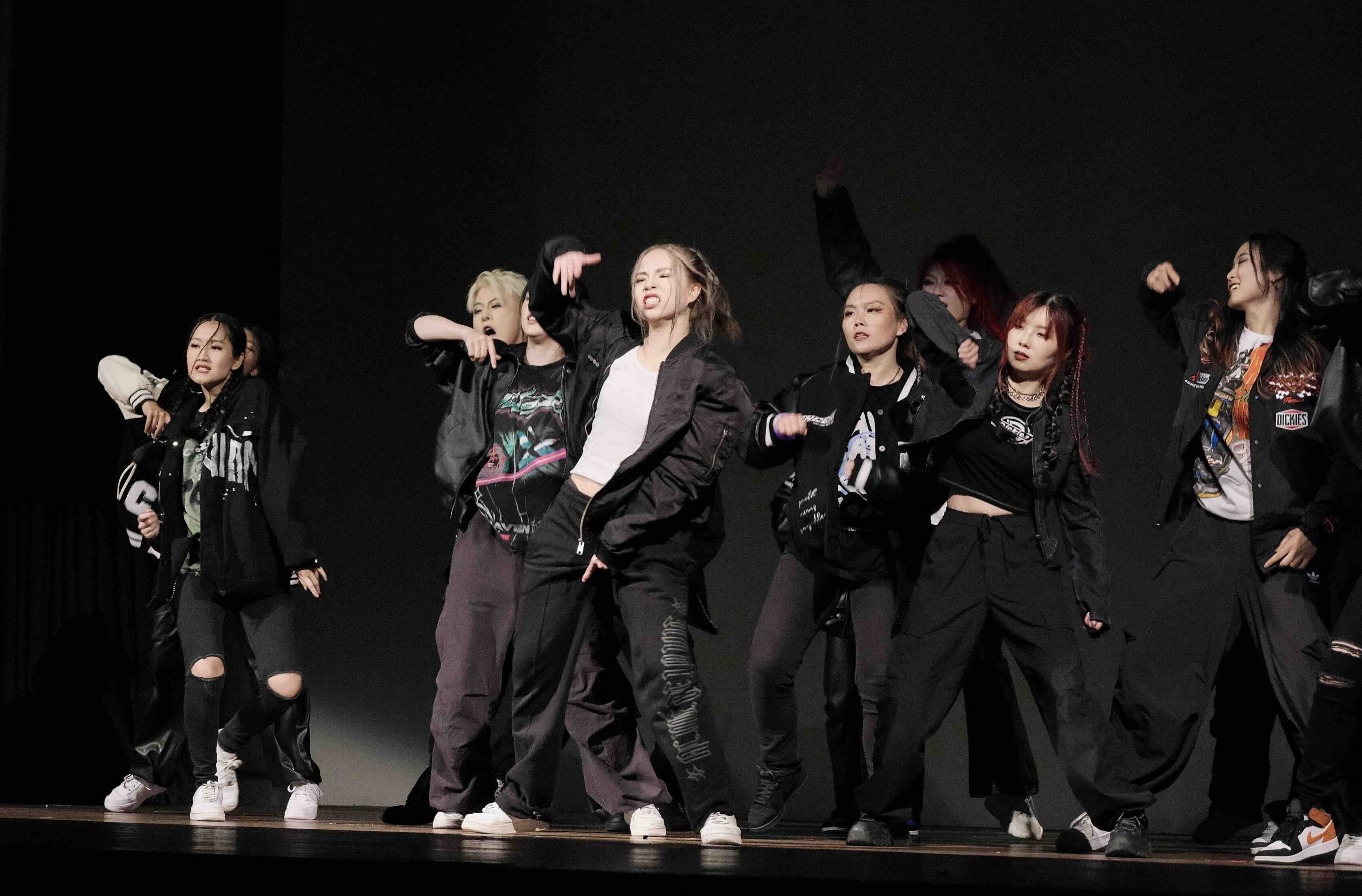 Kpop dance class