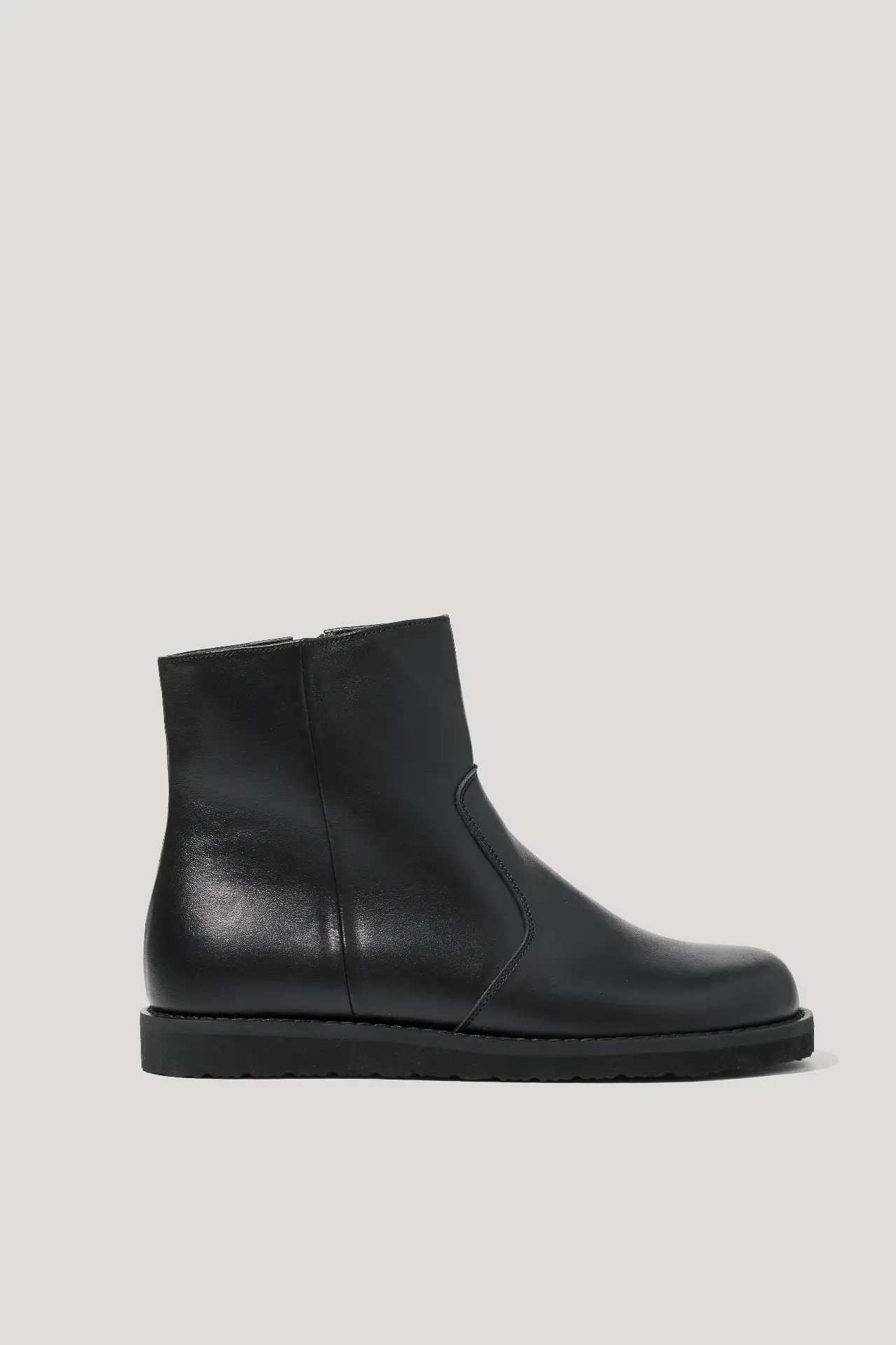 Черевики анатомічні чорні шкіряні з байкою