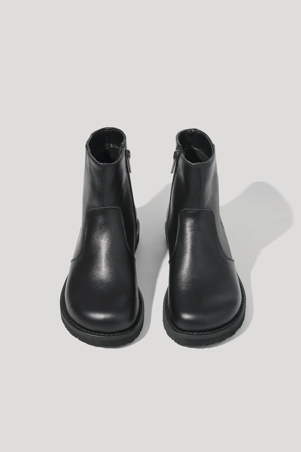 Черевики анатомічні чорні шкіряні з натуральним хутром