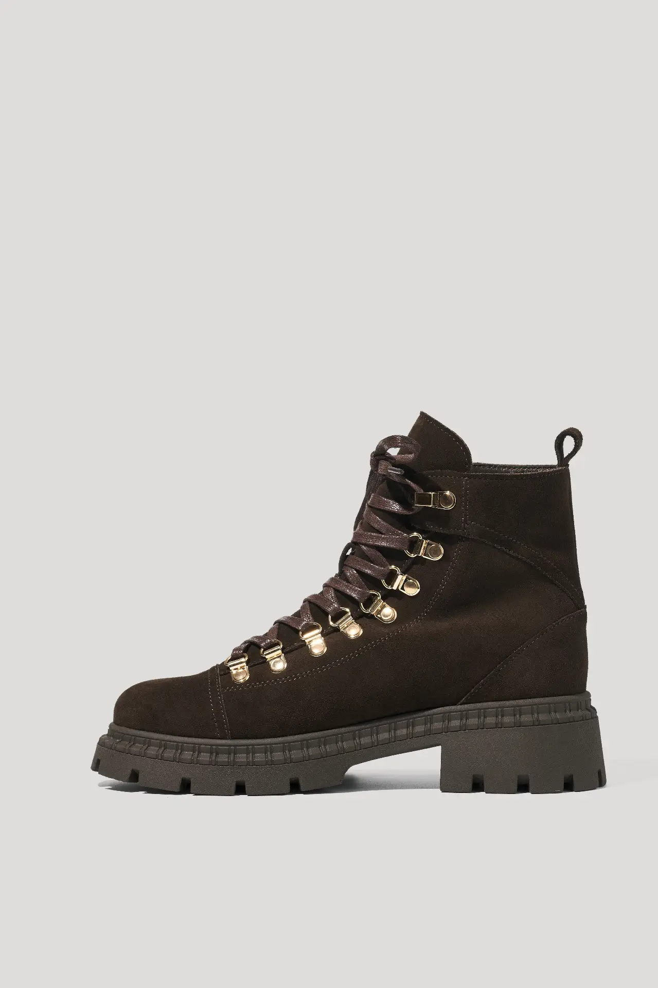 Черевики на шнурках шоколадні замшеві з набивним хутром