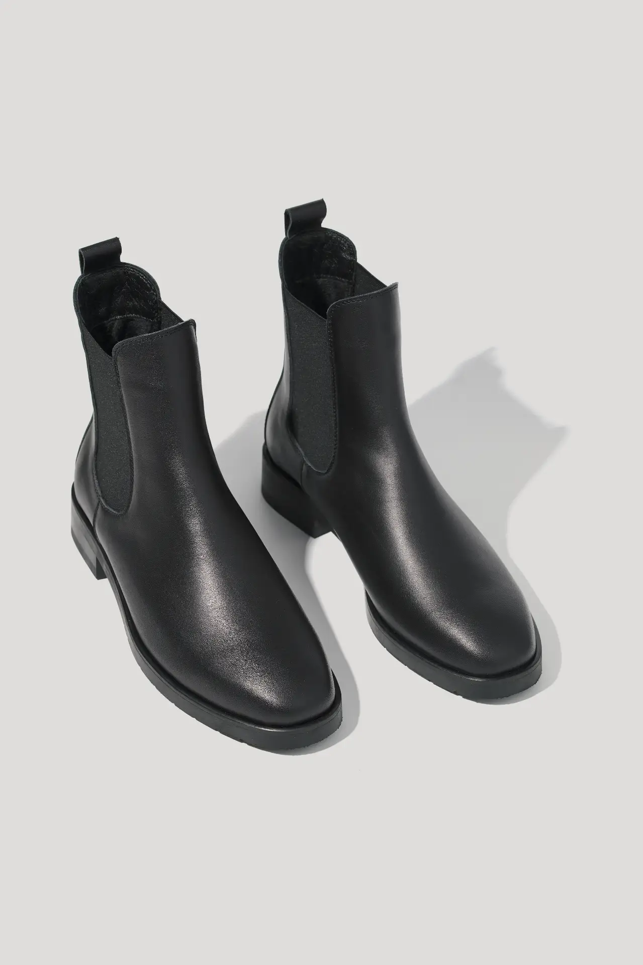 Черевики-челсі чорні шкіряні з флісом