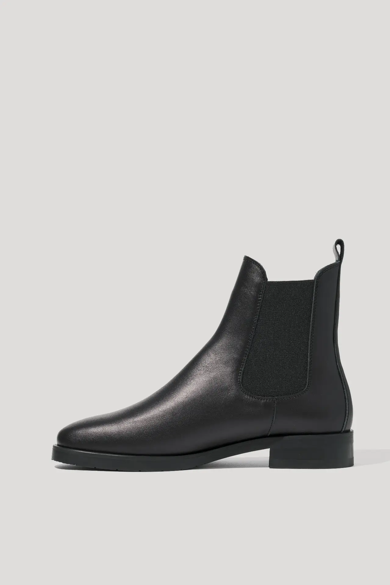 Черевики-челсі чорні шкіряні з набивним хутром