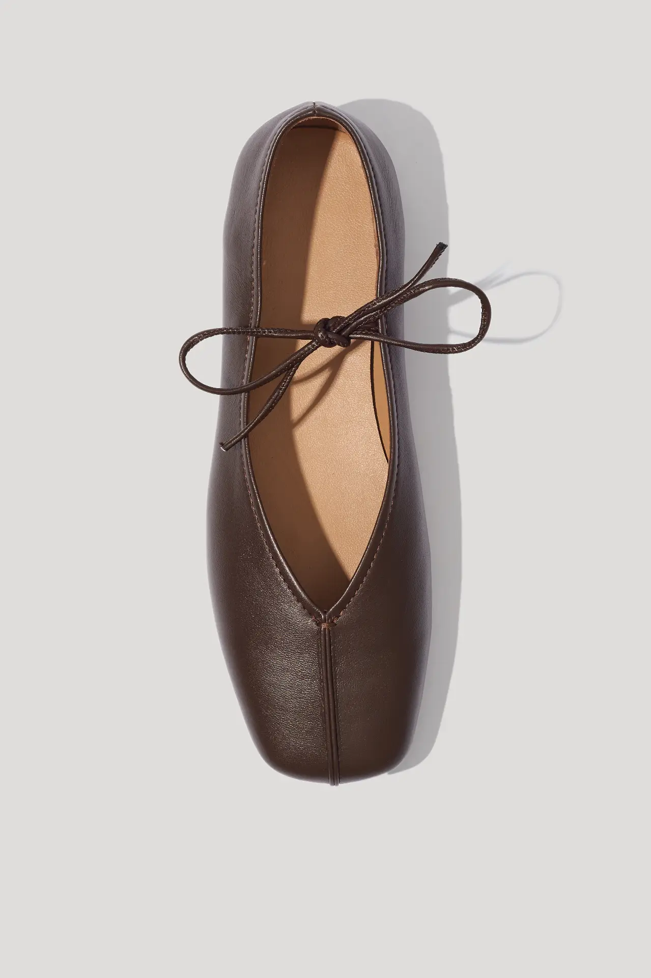 Балетки шоколадні шкіряні із зав'язками