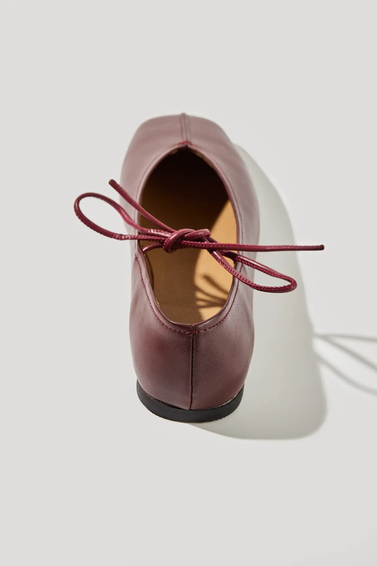 Балетки бордові шкіряні із зав'язками