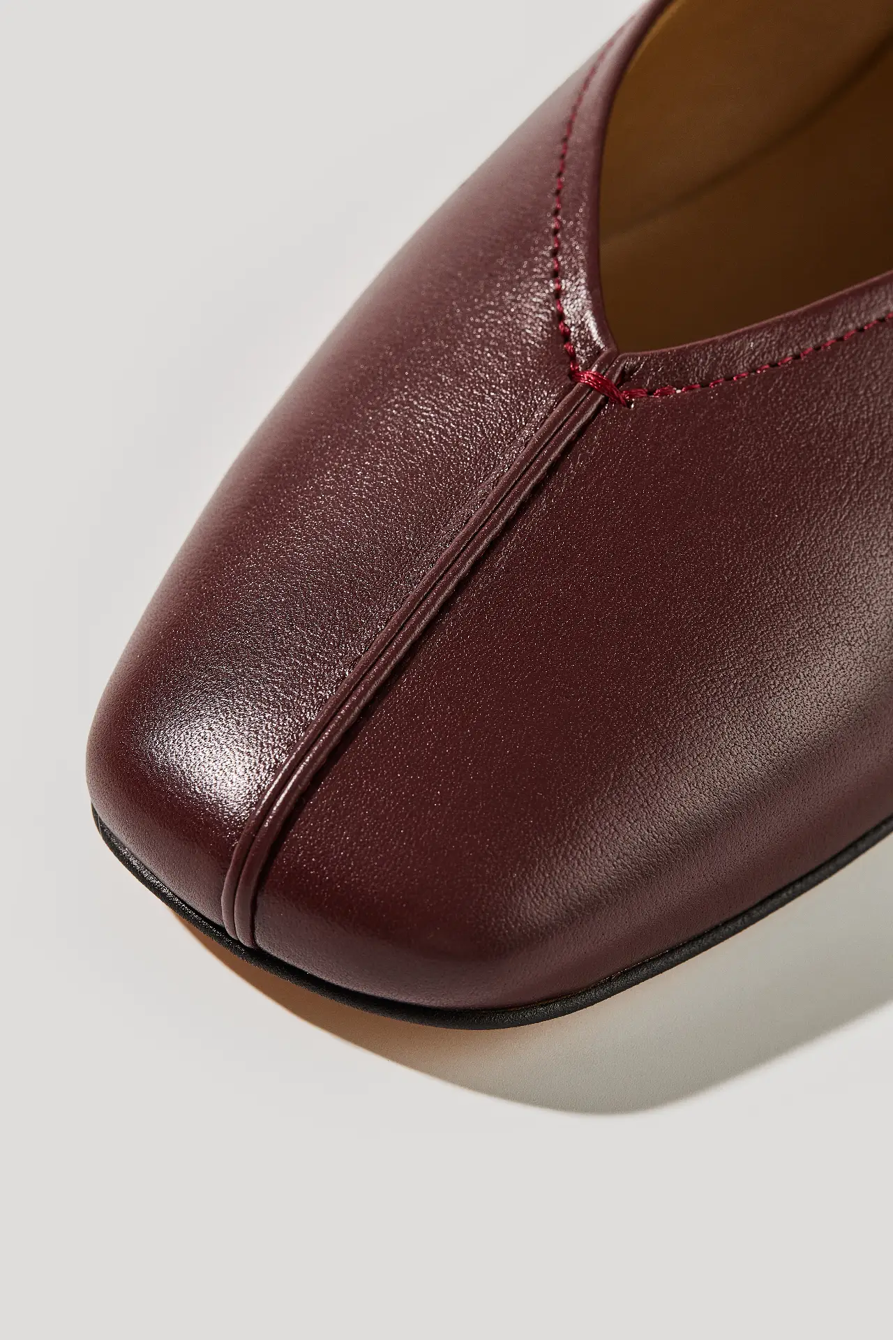 Балетки бордові шкіряні із зав'язками