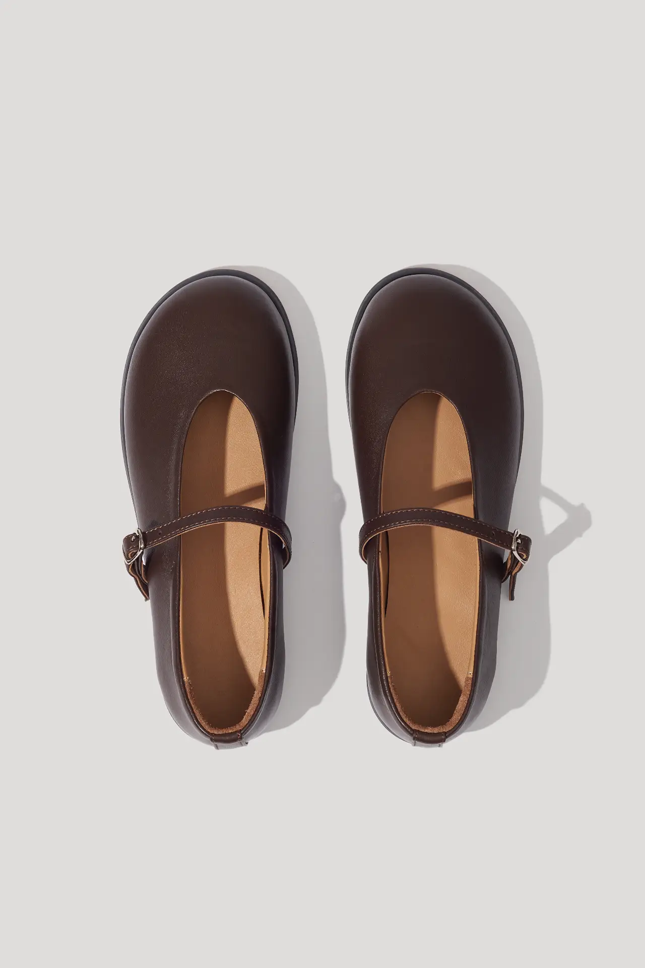 Балетки шоколадні шкіряні із круглим мисом