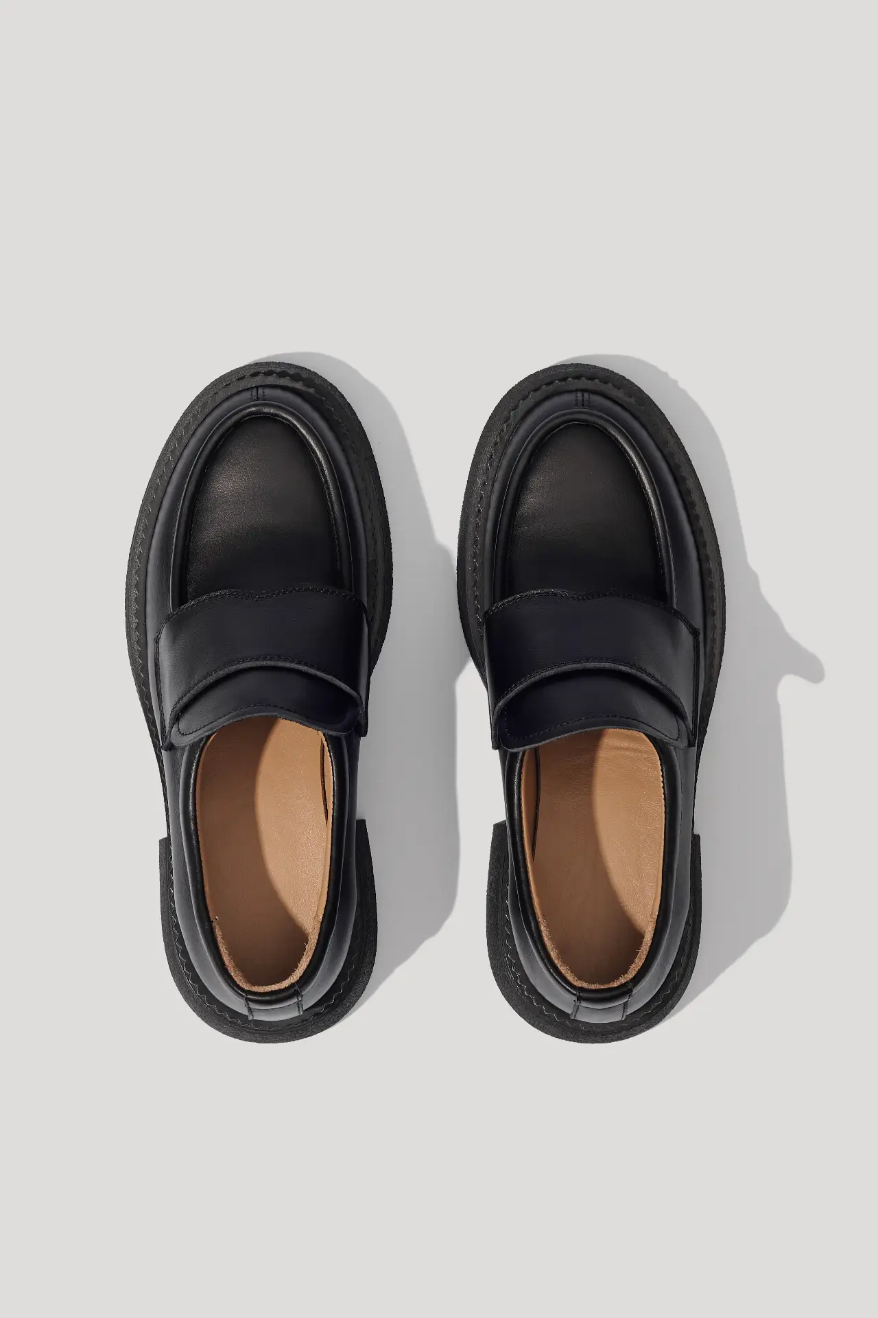 Лофери класичні чорні шкіряні