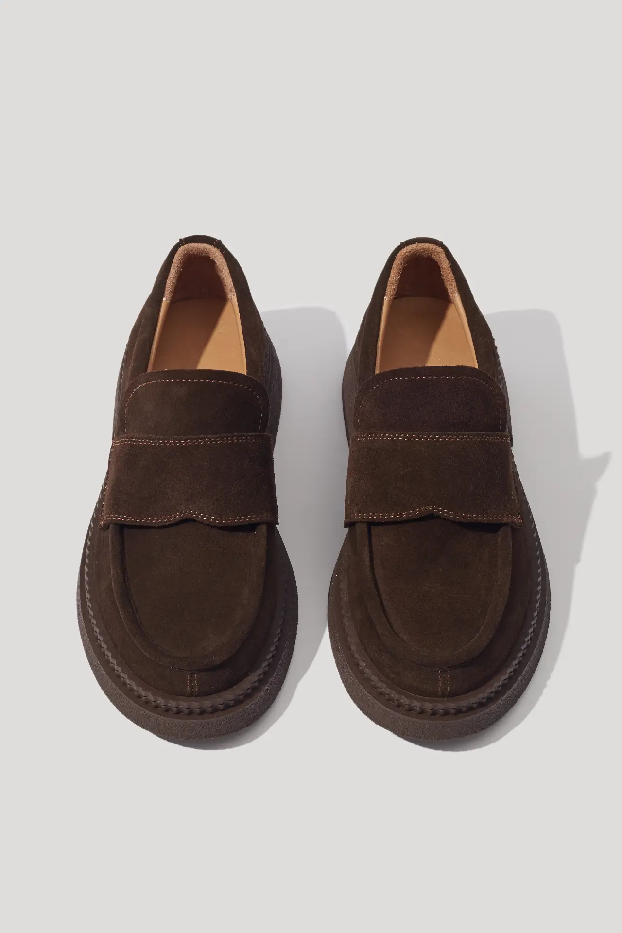 Лофери класичні шоколадні замшеві