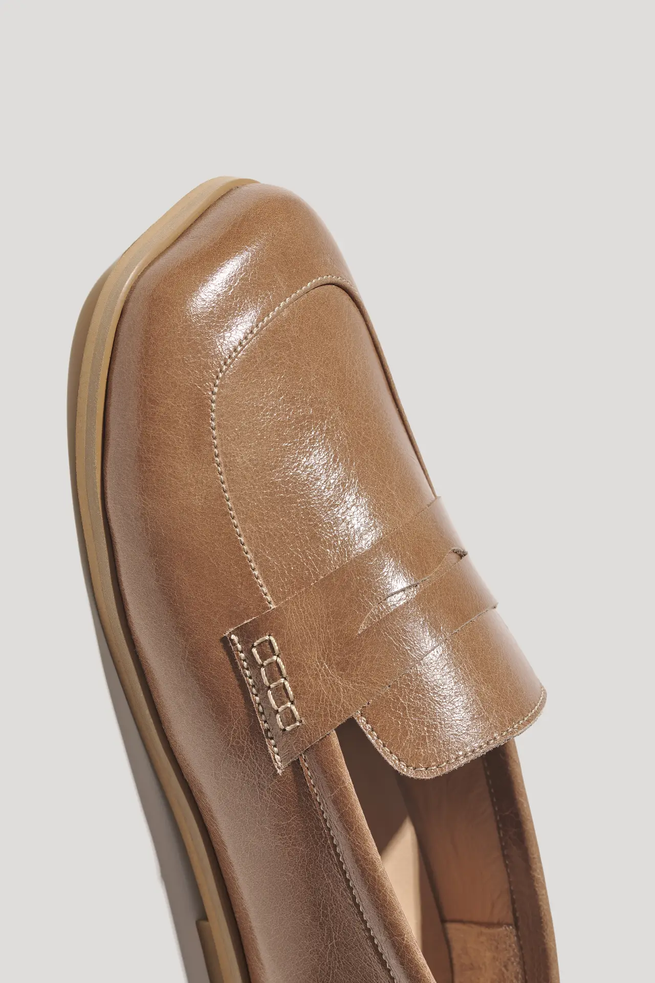 Лофери капучинові шкіряні з анатомічним мисом