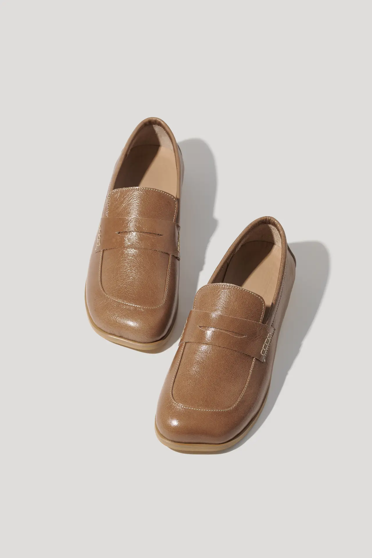 Лофери капучинові шкіряні з анатомічним мисом