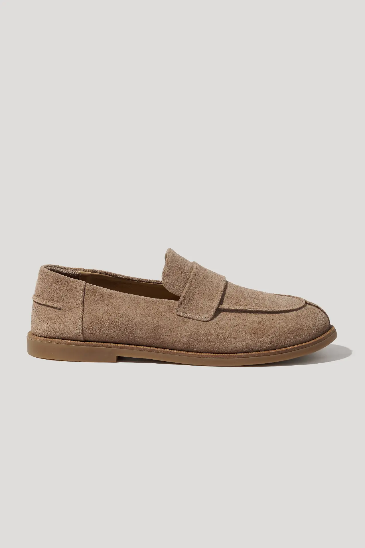 Лофери горіхові замшеві з круглим мисом