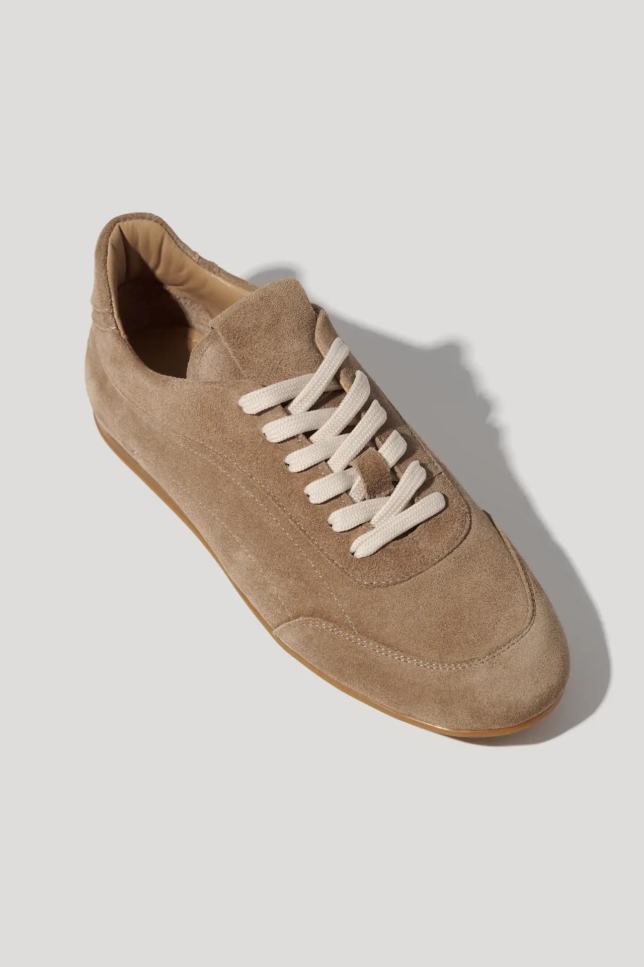 Кеди горіхові замшеві на низькій підошві