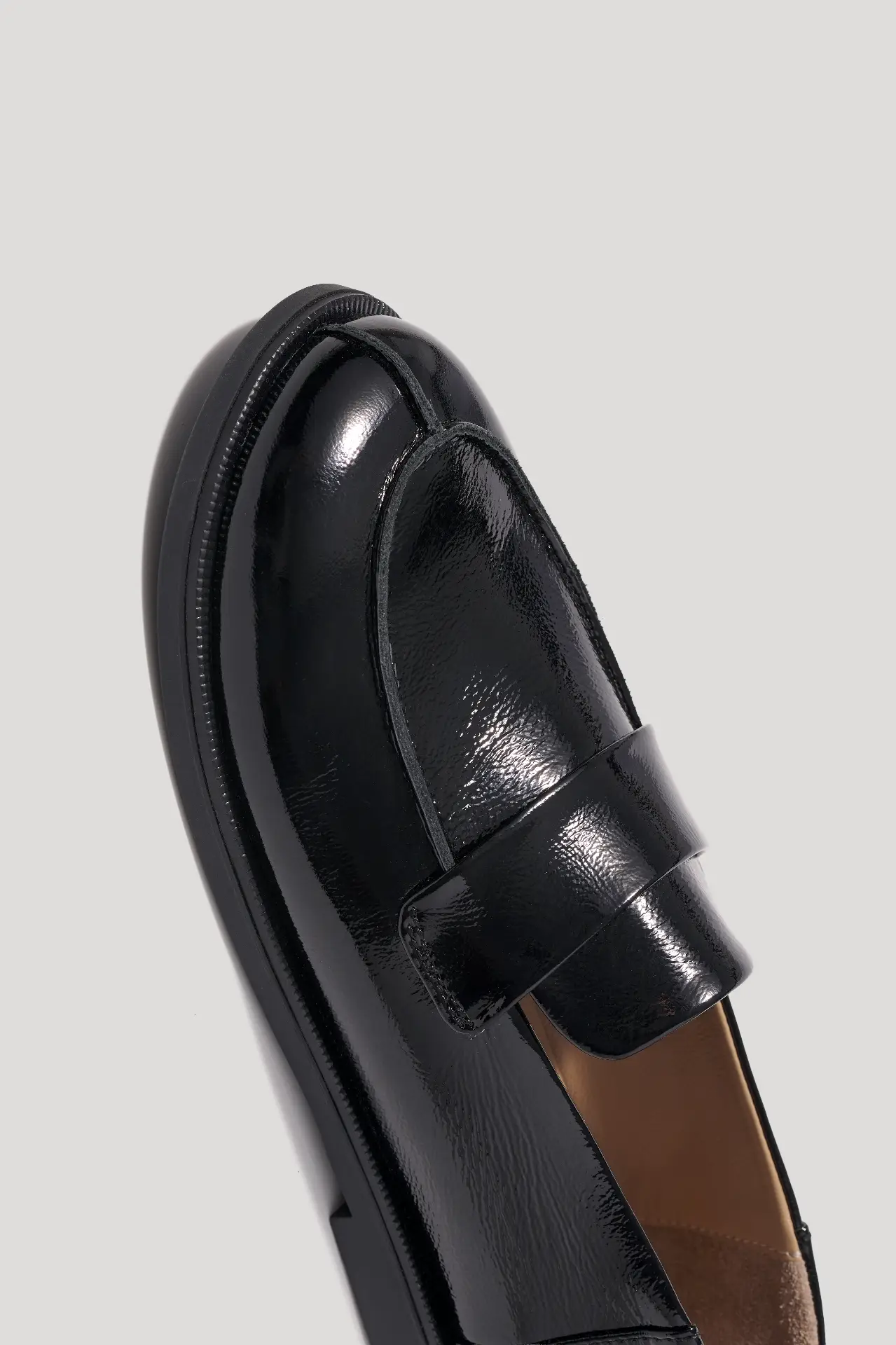 Лофери чорні шкіряні наплак з круглим мисом