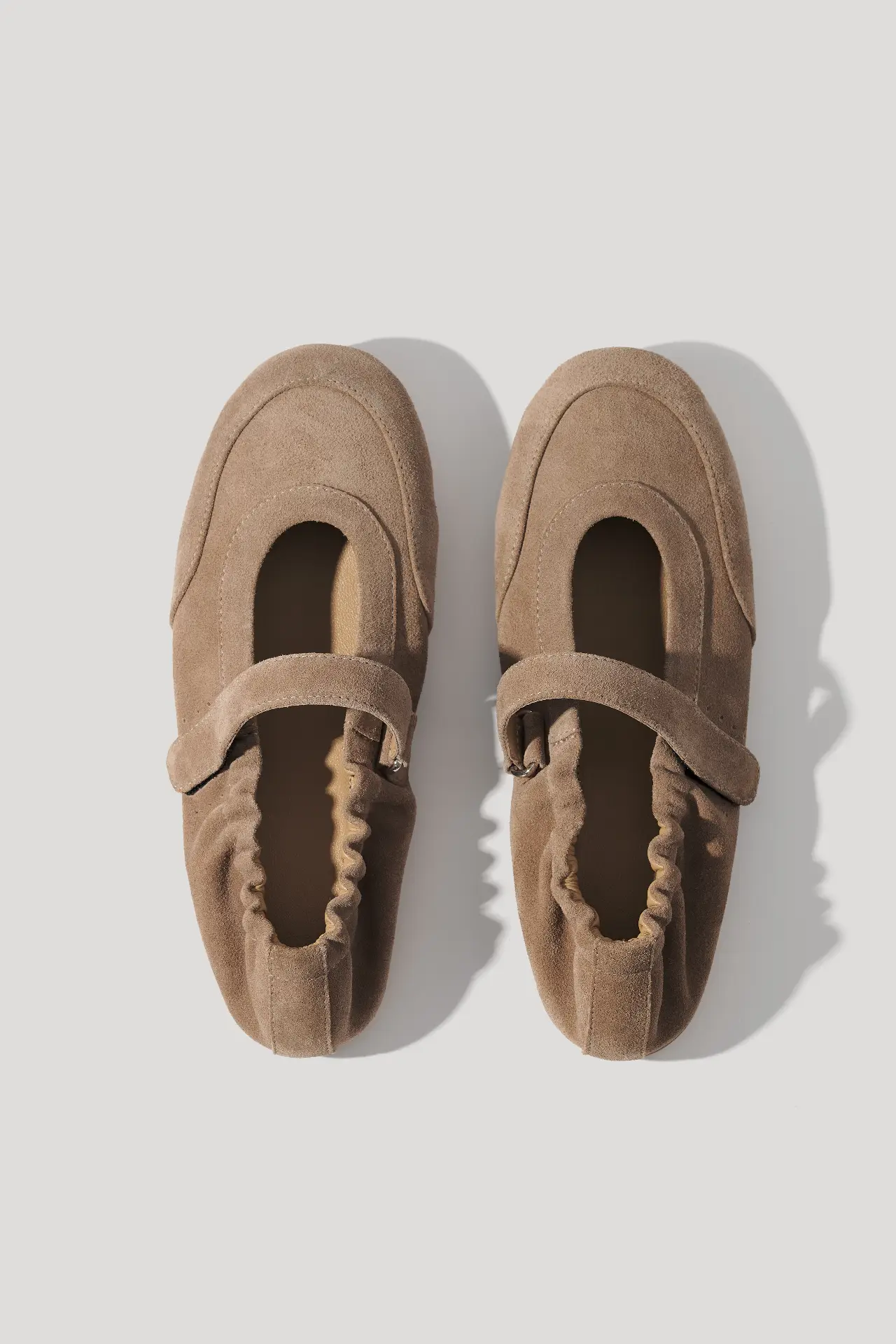 Спортивні балетки горіхові замшеві