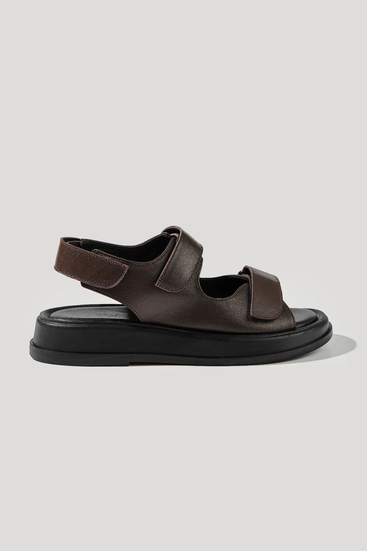 Босоніжки шоколадні шкіряні з липучками