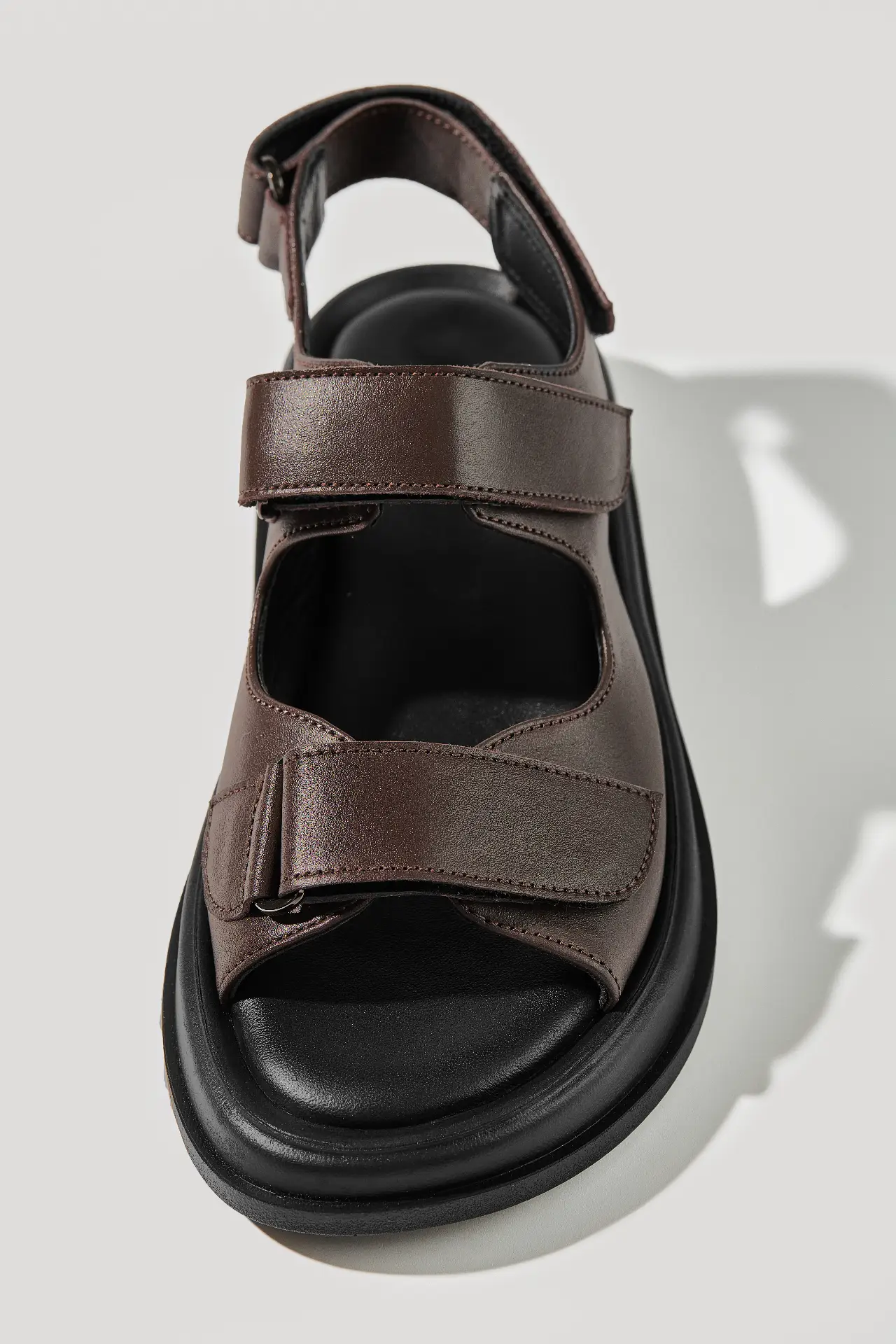 Босоніжки шоколадні шкіряні з липучками